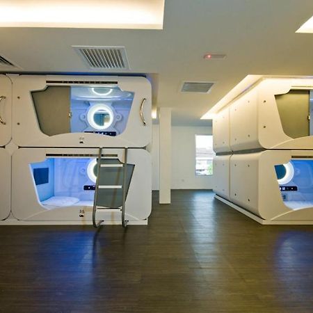 M Qube Hotel Sungai Dua Bukit Kültér fotó