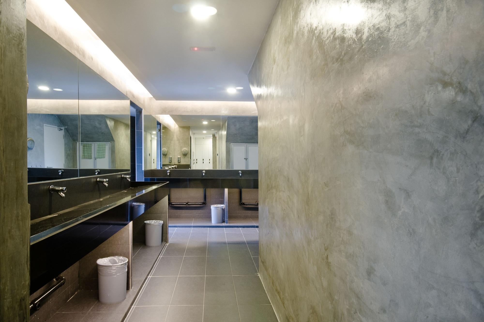 M Qube Hotel Sungai Dua Bukit Kültér fotó