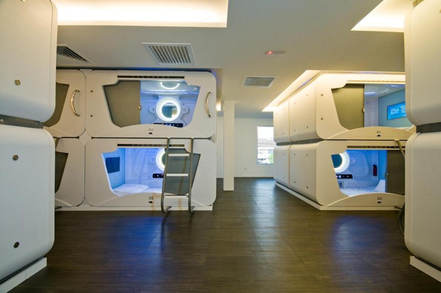 M Qube Hotel Sungai Dua Bukit Kültér fotó