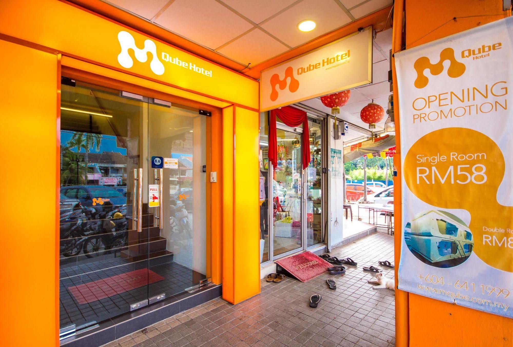 M Qube Hotel Sungai Dua Bukit Kültér fotó
